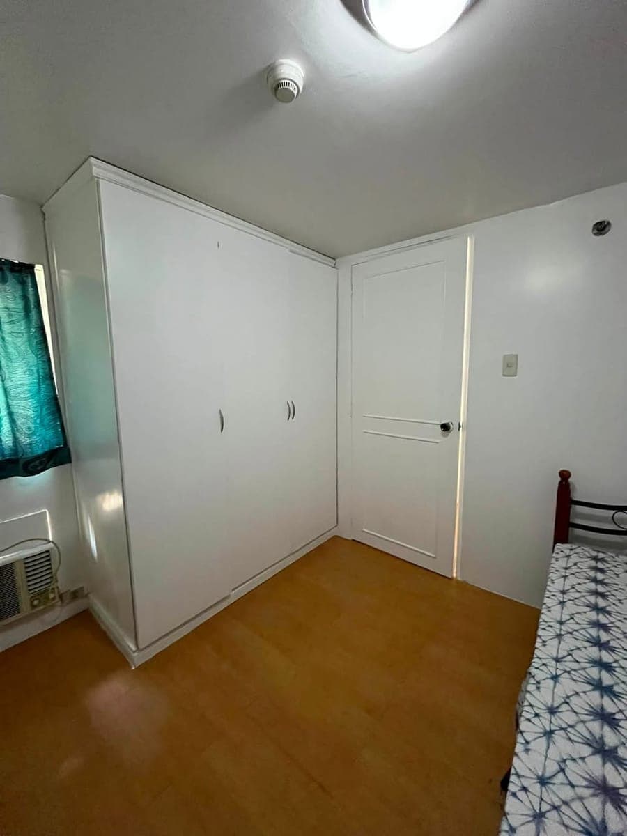 2-BR LOFT TYPE CONDOMINIUM UNIT FOR RENT (Newly Renovated) - photo 5