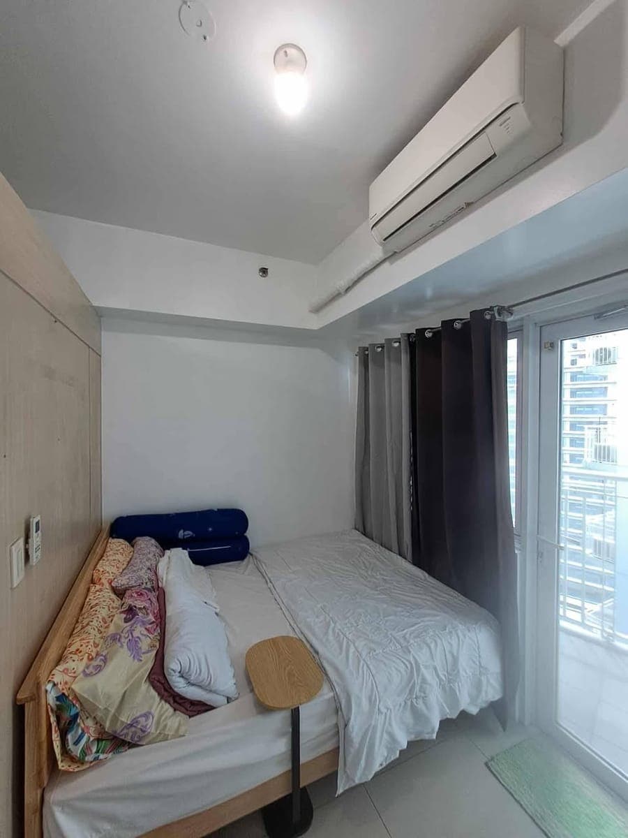 𝐅𝐎𝐑 𝐑𝐄𝐍𝐓 One bedroom Condo Unit with Balcony in Jazz Residences, Makati City. - photo 3