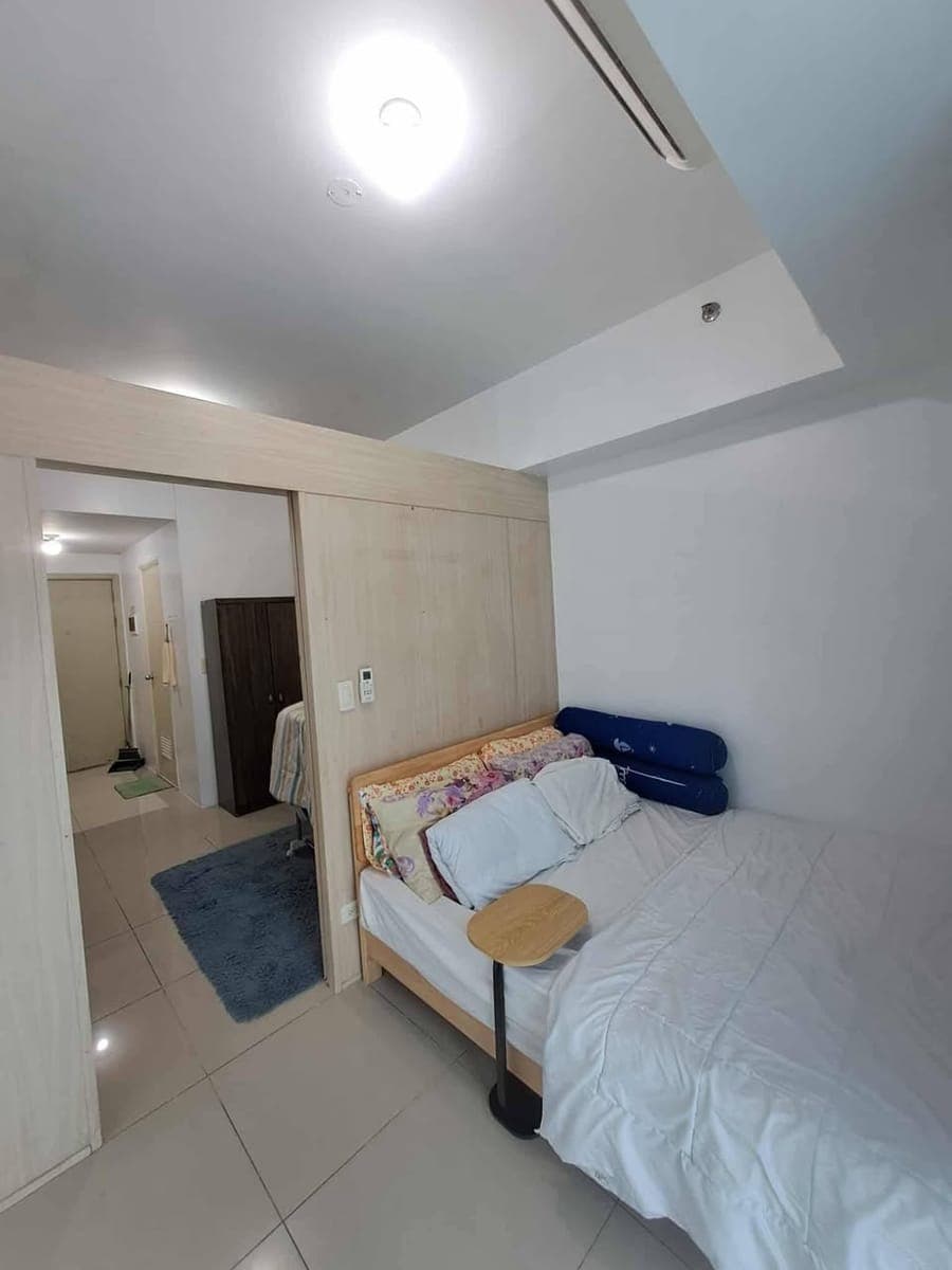 𝐅𝐎𝐑 𝐑𝐄𝐍𝐓 One bedroom Condo Unit with Balcony in Jazz Residences, Makati City. - photo 4