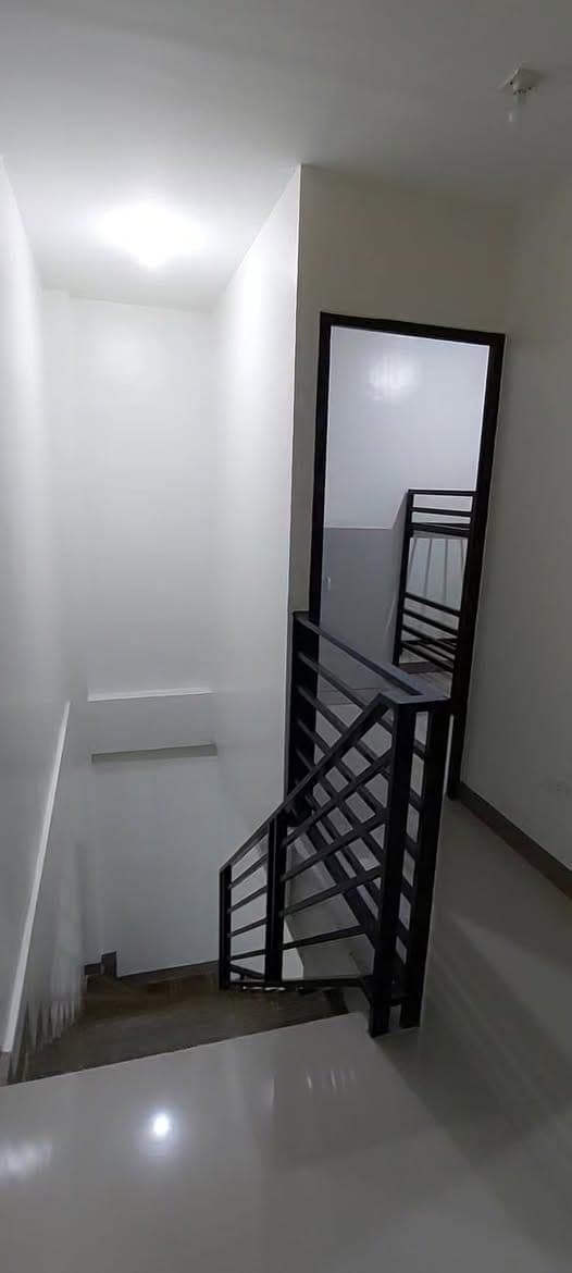 ROOM FOR RENT - photo 2