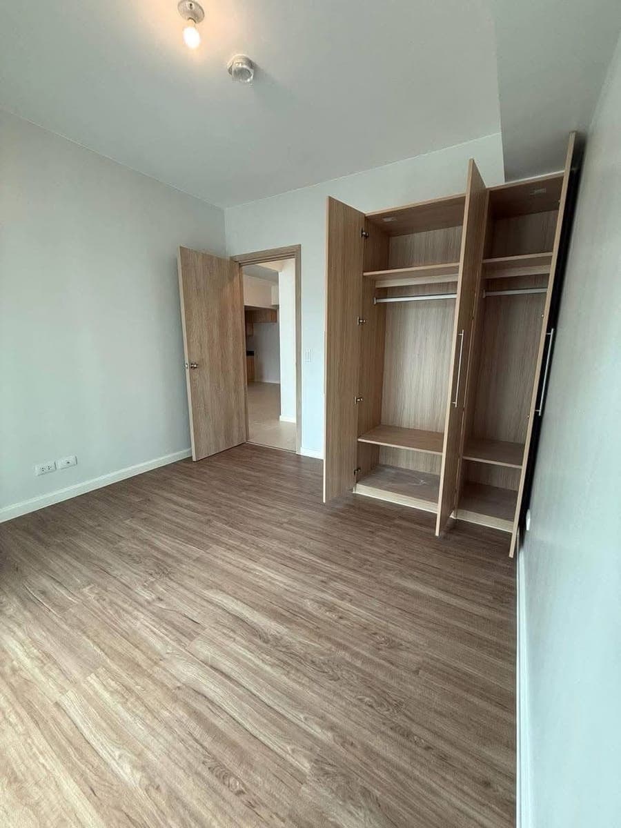 📣FOR RENT:  3br with balcony and parking, corner condo unit in ALVEO PARK CASCADES CORNER - photo 4