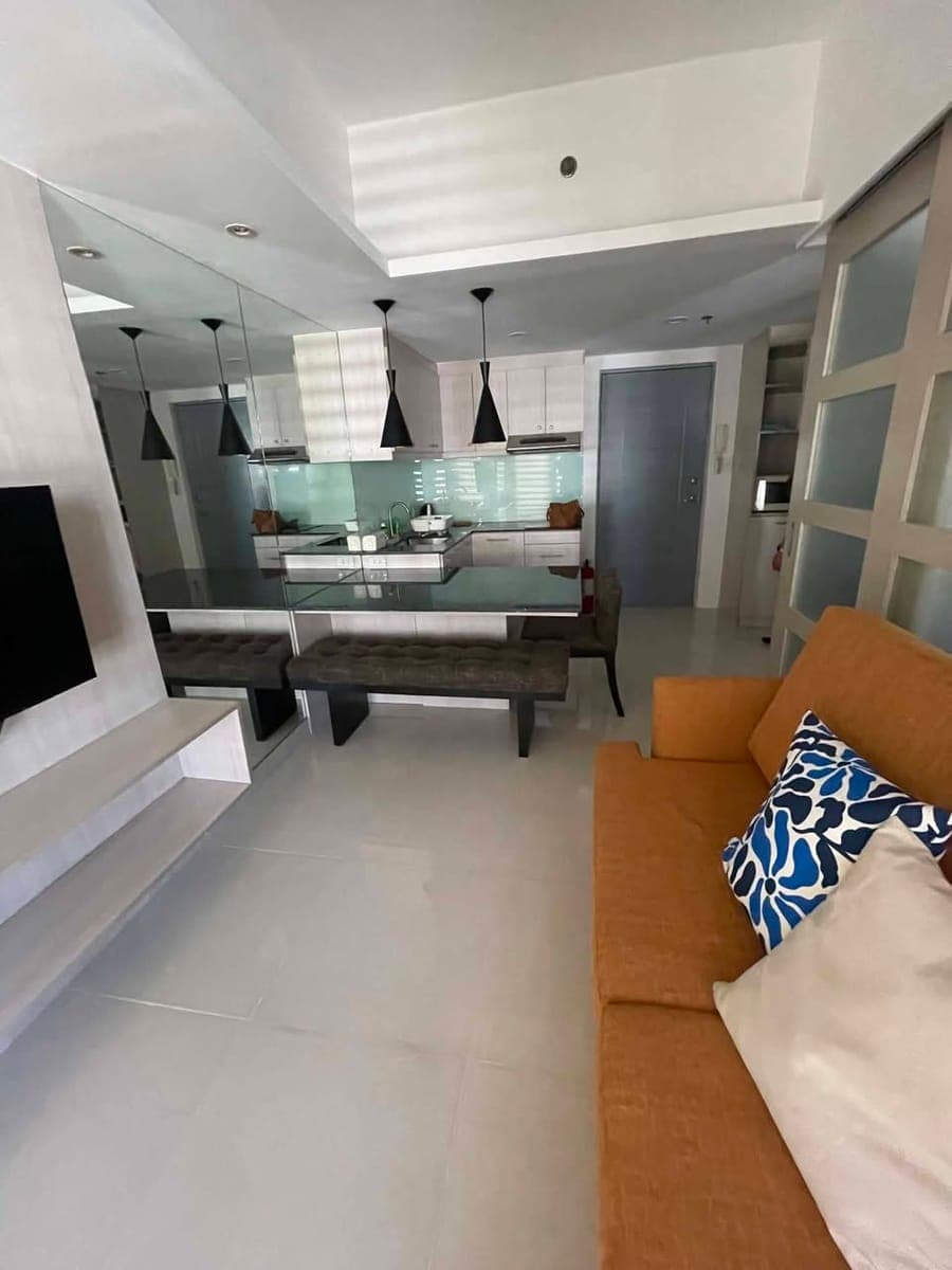 Unit for Rent (ADB Tower Ortigas Center) - photo 1