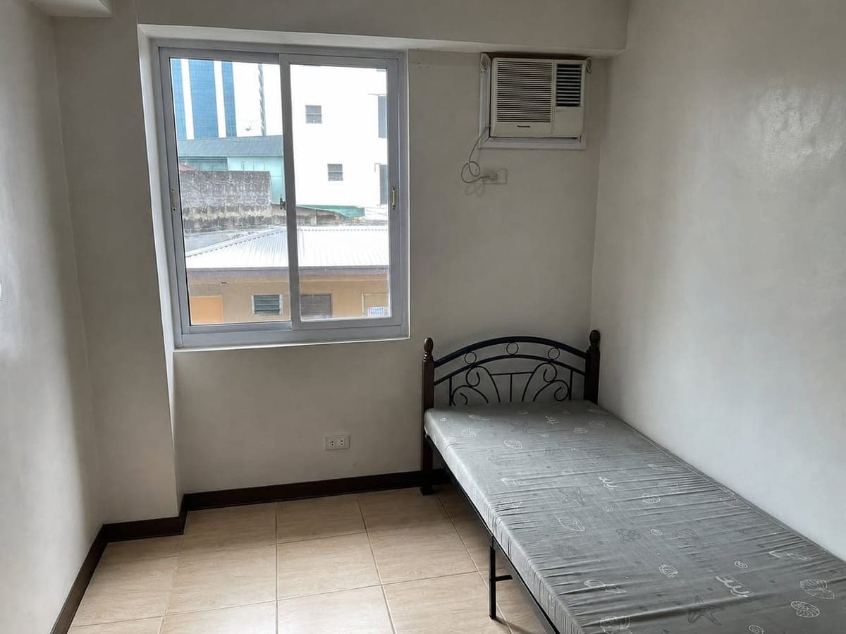 **🏠 Private Furnished Room for Rent in Poblacion, Makati** - photo 5