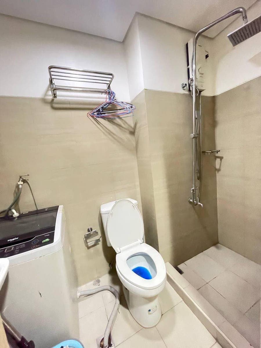 1br for lease in SHORE RESIDENCES C located in Seaside Boulevard corner Sunrise Drive, Mall of Asia... - photo 4