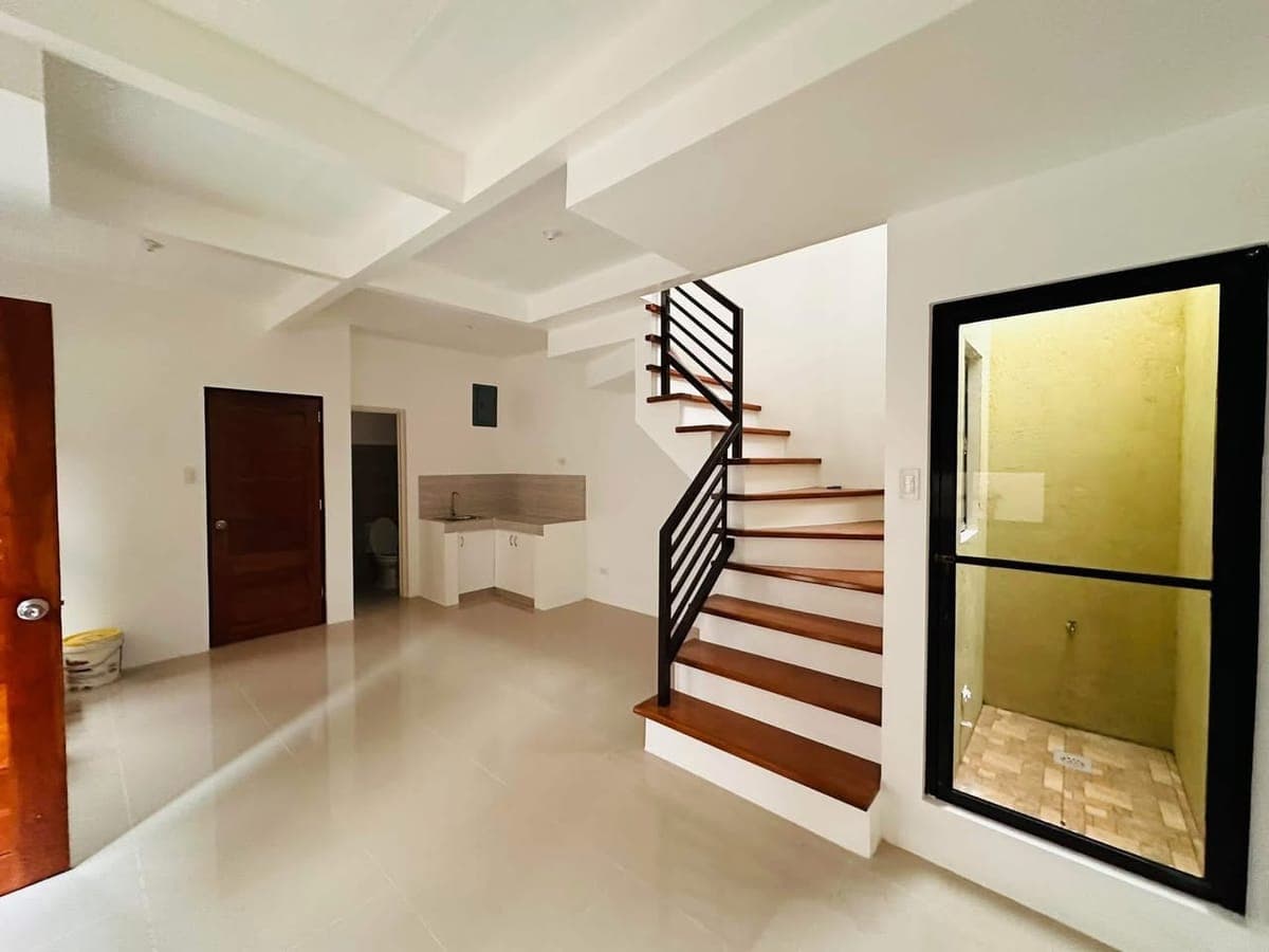 House for Rent – East Fairview, Quezon City - photo 2