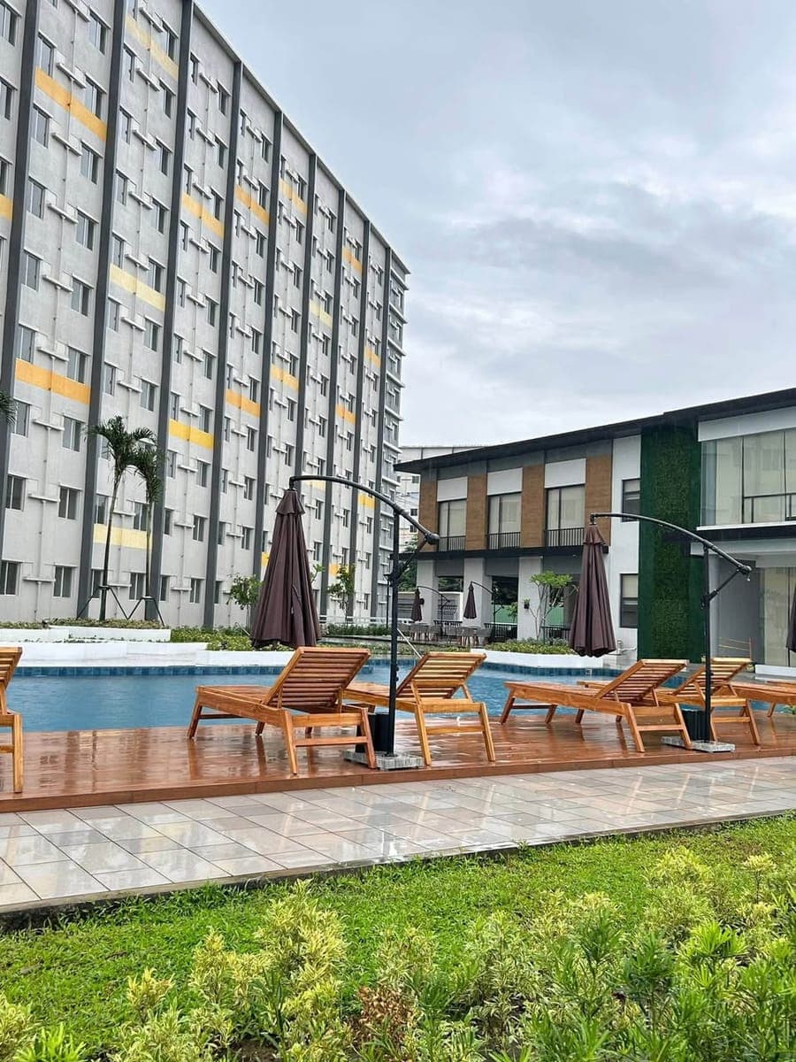 FOR RENT: 2-BEDROOM CONDO UNIT - photo 1