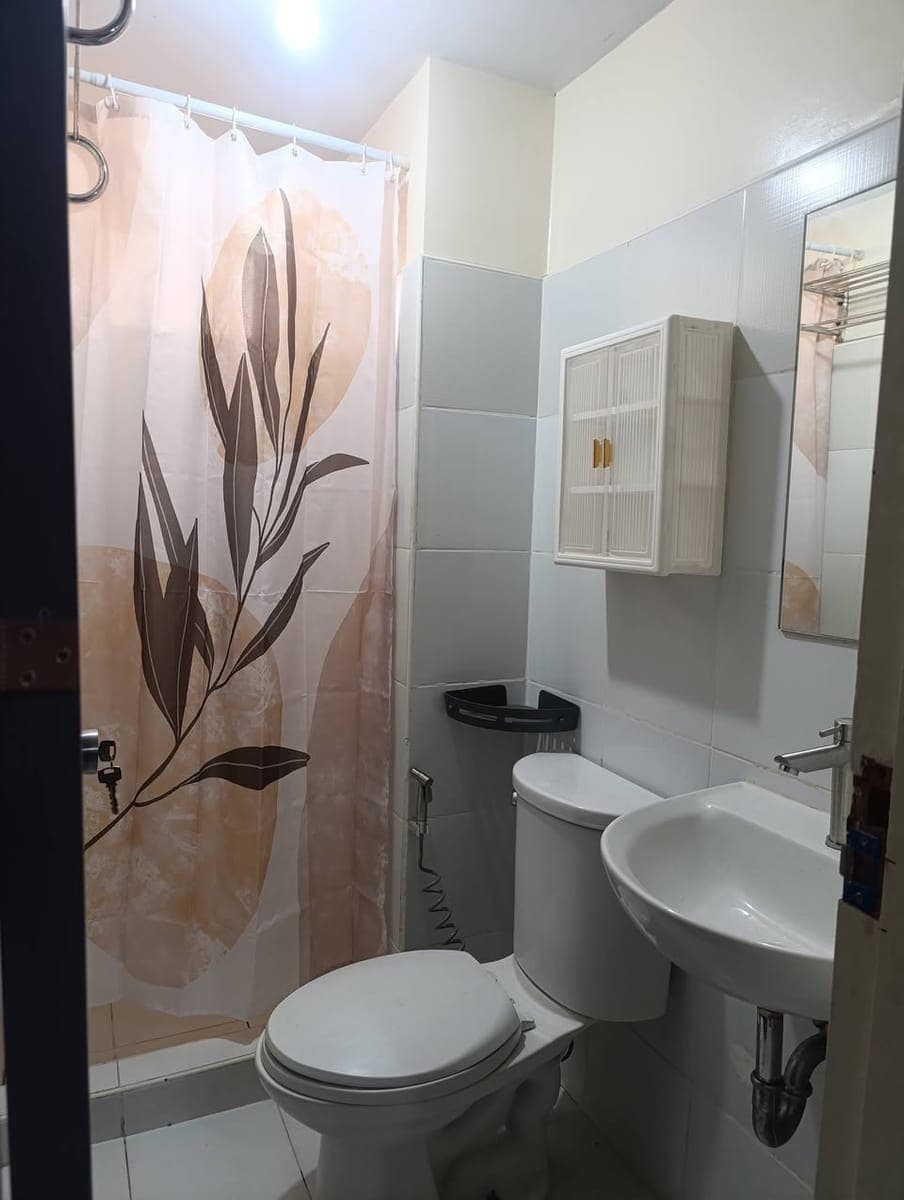 5.5k only 1 Slot available Upper deck Female bedspacer in Little Baguio Terraces - photo 4