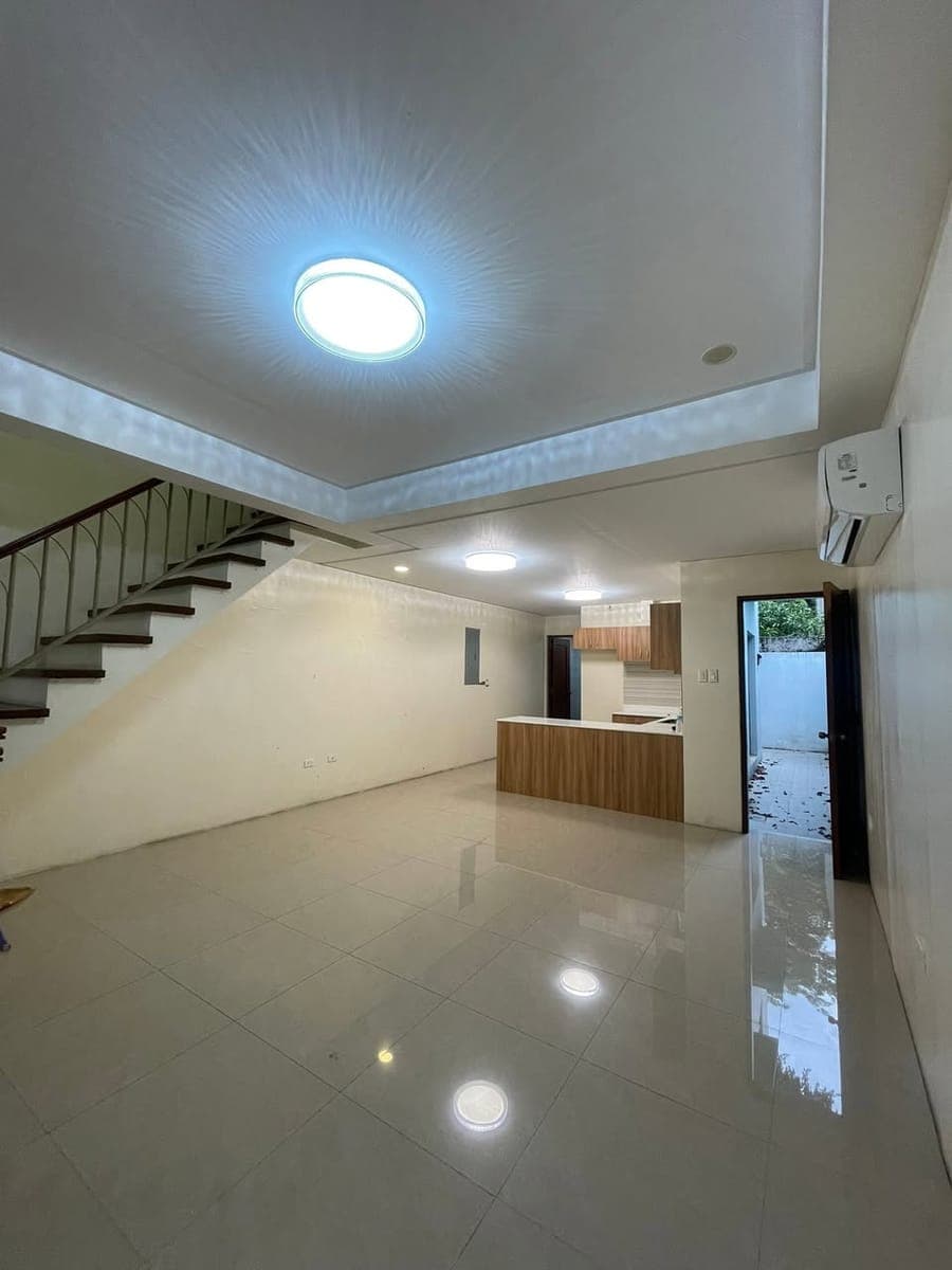 House for Rent – North Fairview Park Subdivision, Quezon City (2 Units Available) - photo 2