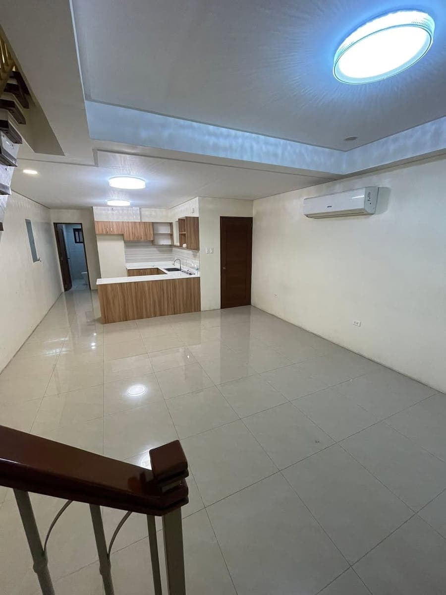House for Rent – North Fairview Park Subdivision, Quezon City (2 Units Available) - photo 3