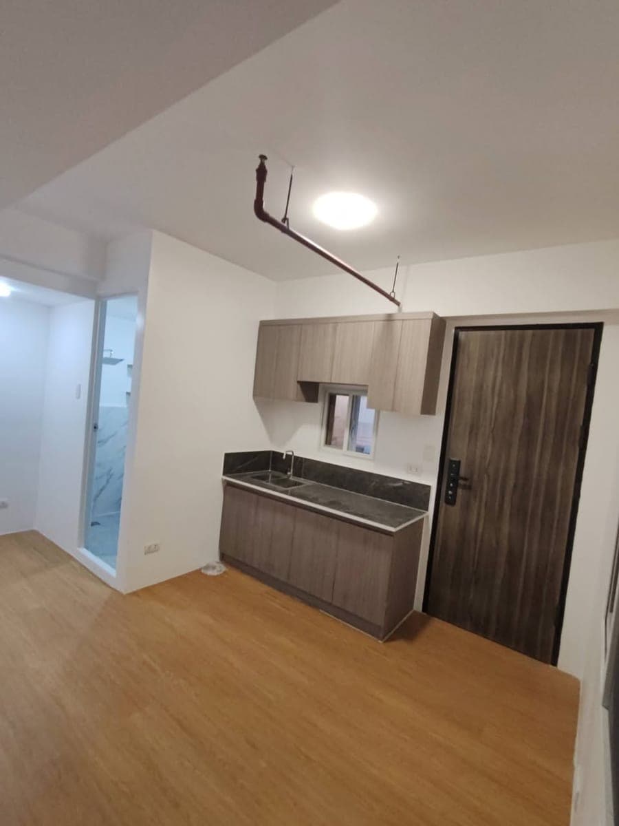 Newly Built Condo in Sta. Ana, Manila FOR RENT FOR ONLY ₱14,000/MTH! - photo 1