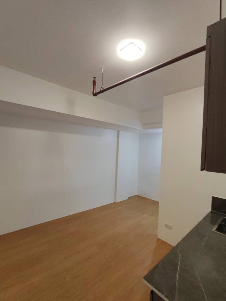 Newly Built Condo in Sta. Ana, Manila FOR RENT FOR ONLY ₱14,000/MTH! - photo 4