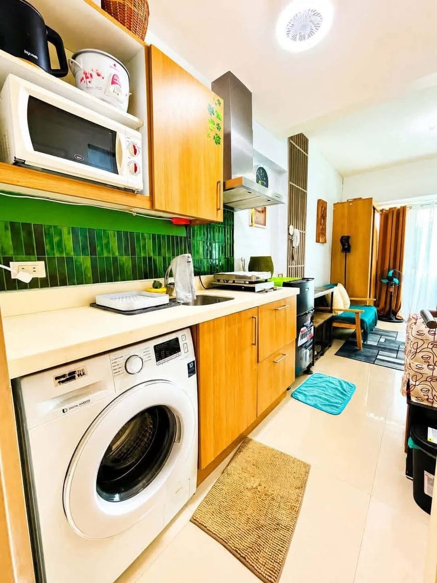 FOR RENT: ₱17,000/month - Inclusive association dues - photo 1