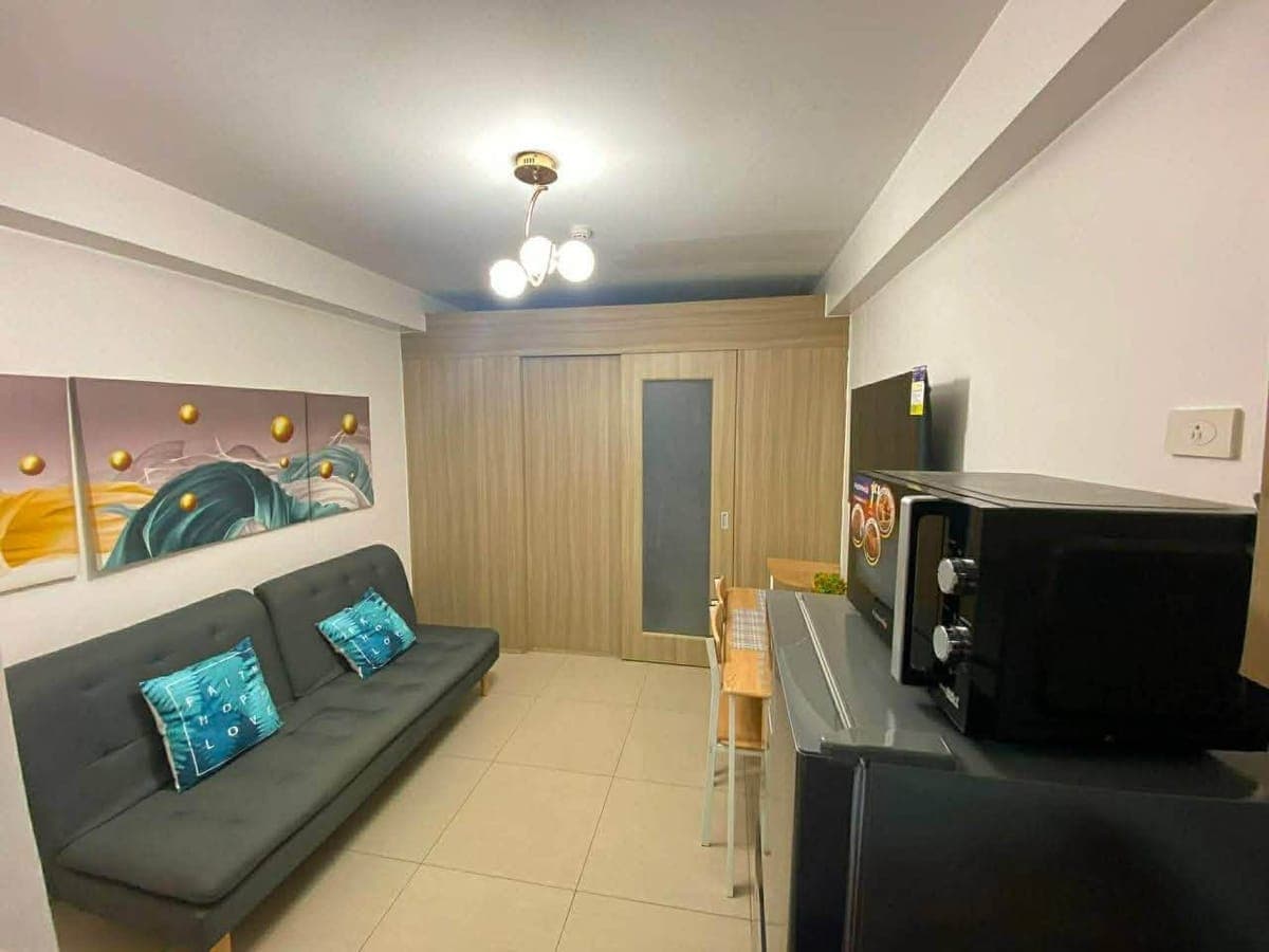 ✅Condo for Rent 💰17,000  🛏️ 1 Bedroom - photo 2