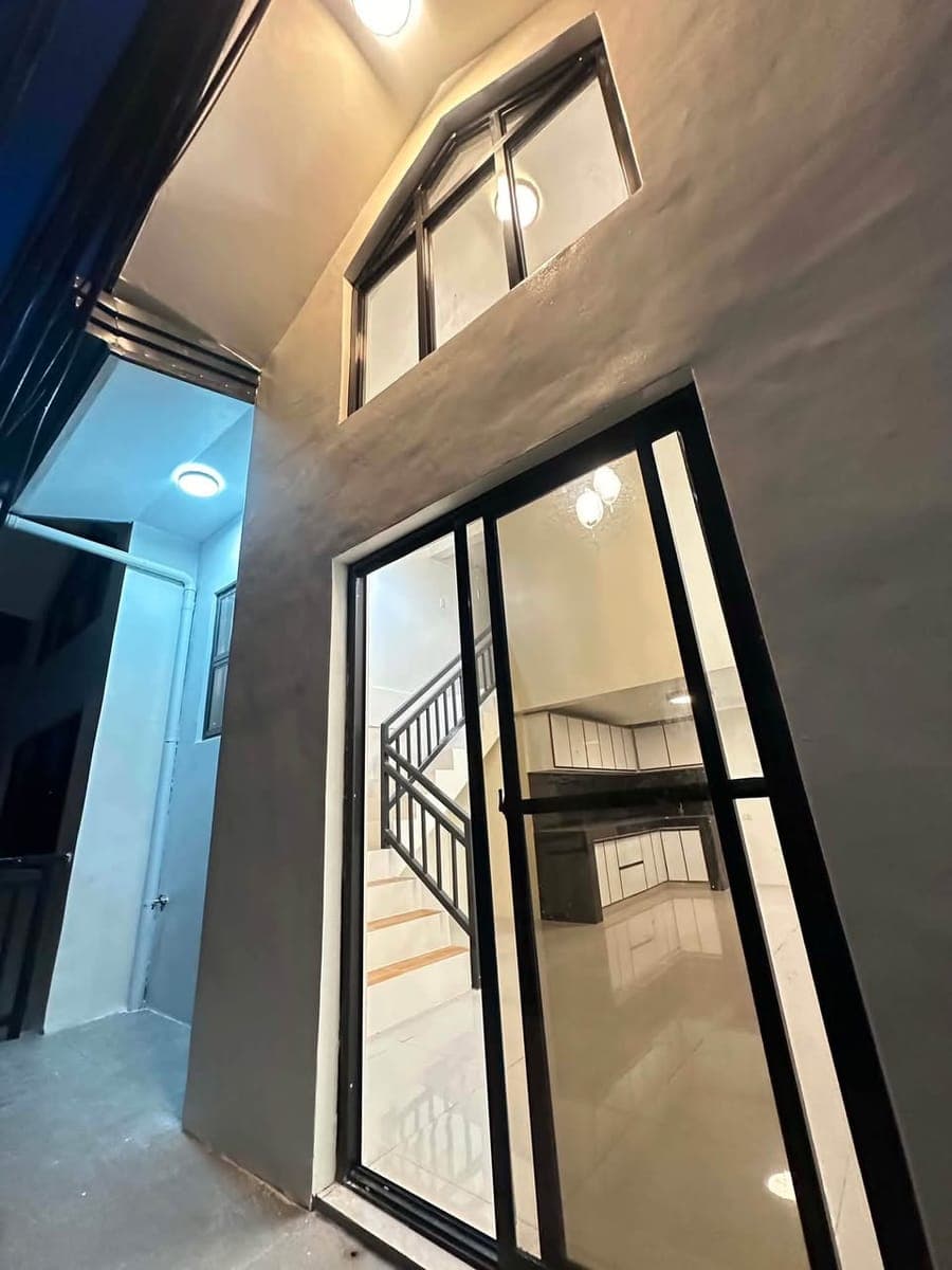 🏡 Brand-New Apartment for Rent - Quezon City - photo 1