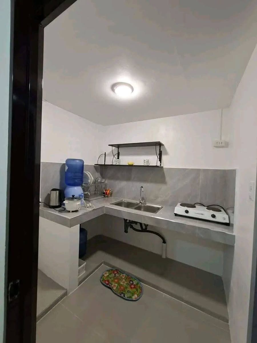 2- BEDROOM TOWNHOUSE FOR RENT - photo 5