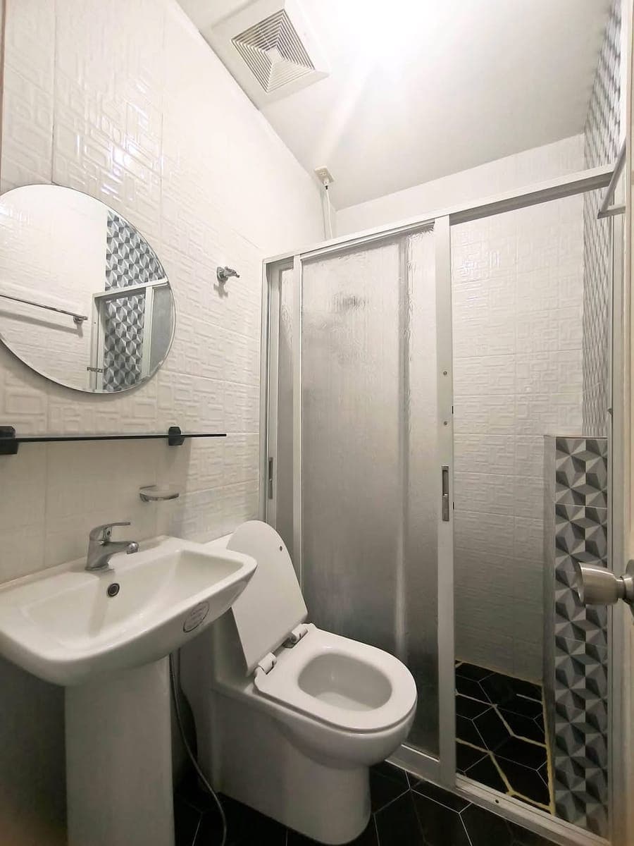 ‼️FOR RENT‼️ Fully Furnished 1BR Apartment in a Peaceful Community. - photo 4