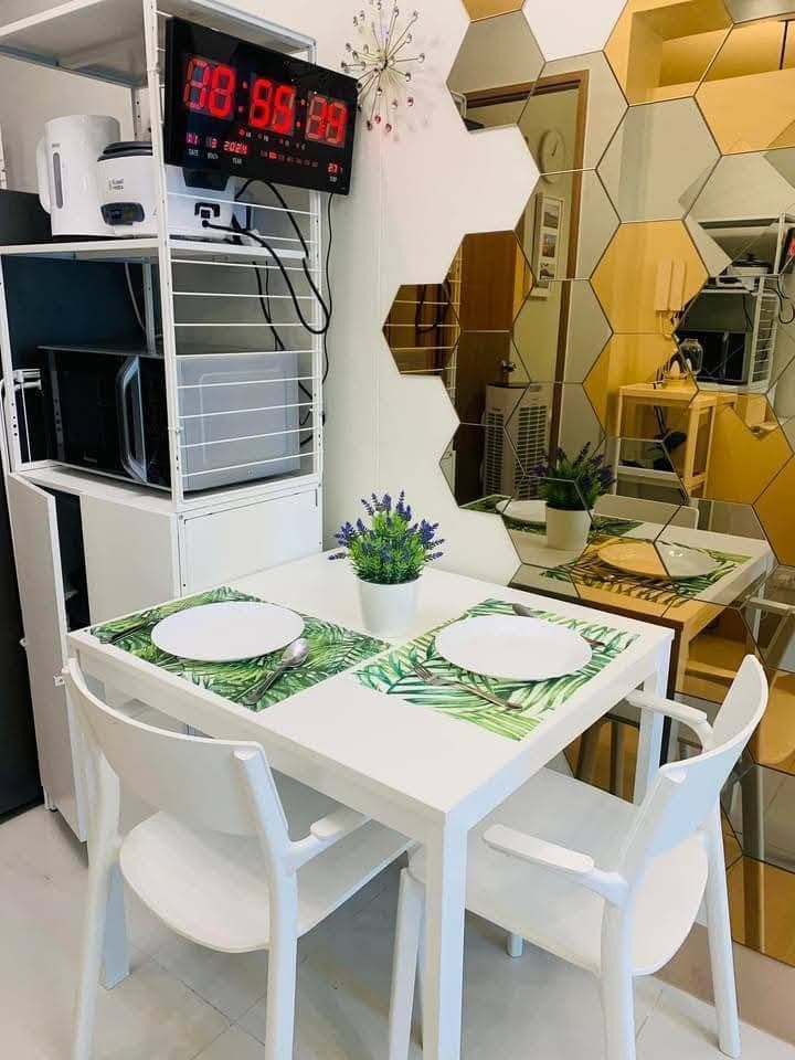 𝐅𝐎𝐑 𝐑𝐄𝐍𝐓 One Bedroom with Balcony Condo Unit at Shore 3, Residences near MOA - photo 2