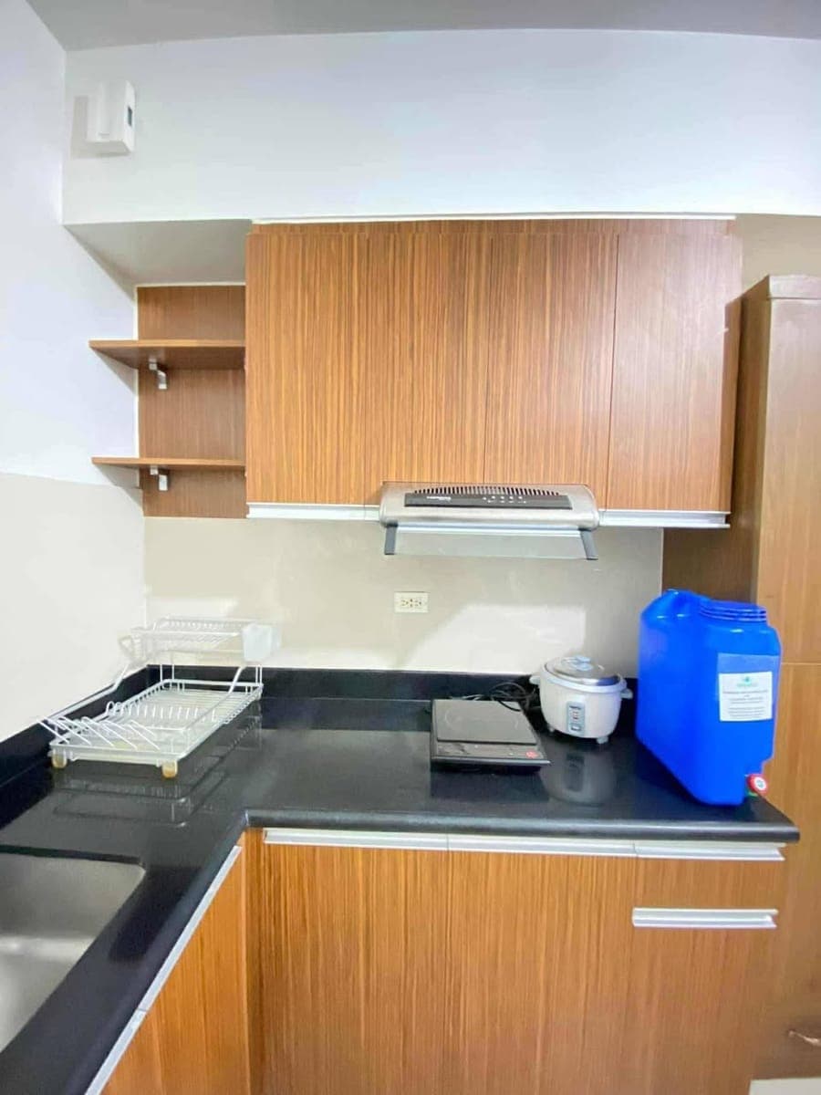 RUSH CONDO FOR RENT Silk Residences Sta Mesa Manila - photo 4
