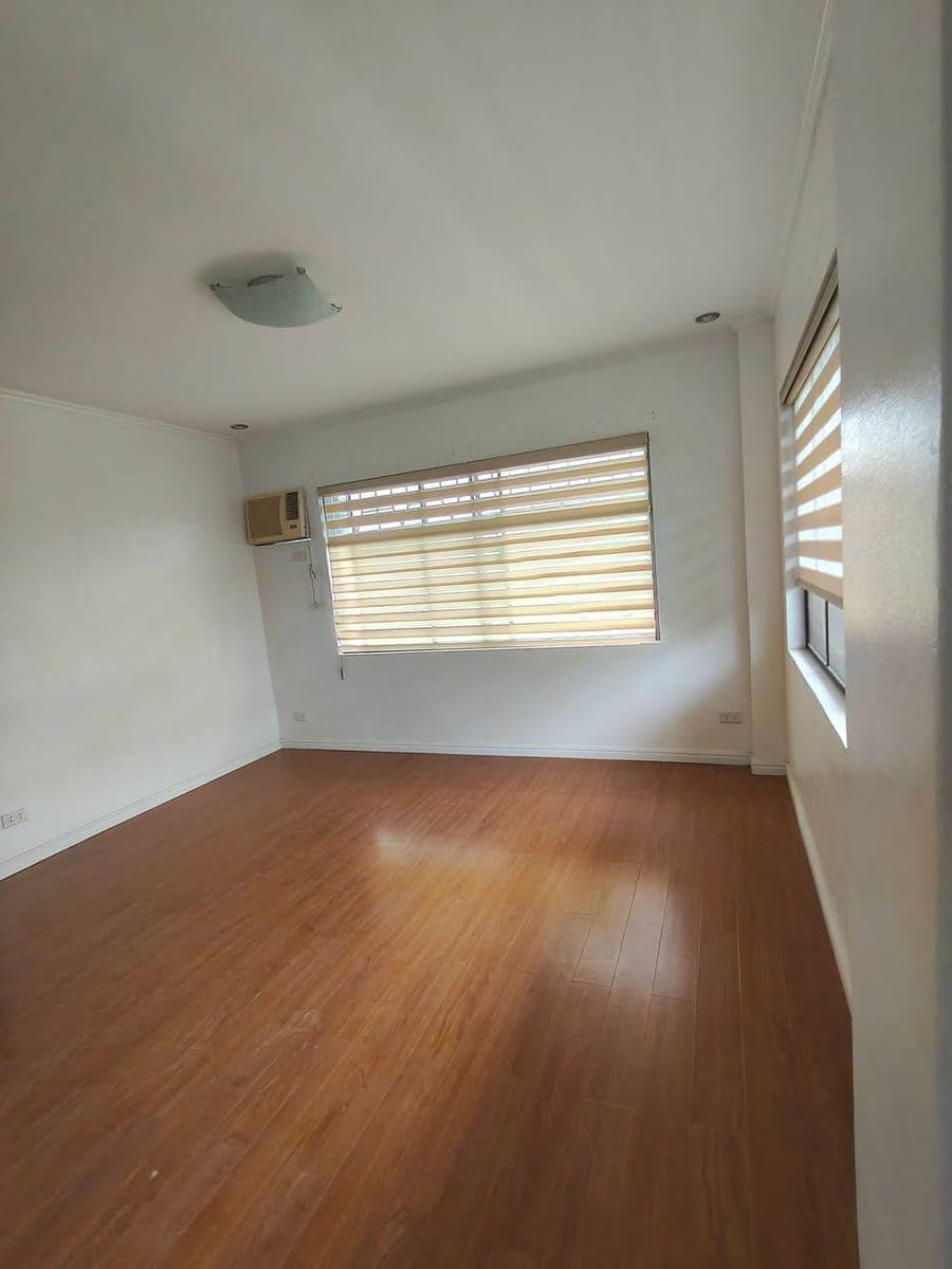 4BR HOUSE FOR RENT‼️🍁ROBINSONHIGHLANDS SUBDIVISION - photo 2
