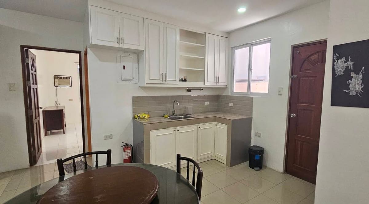 1BR FOR RENT IN AFPOVAI TAGUIG NEAR BGC - photo 2