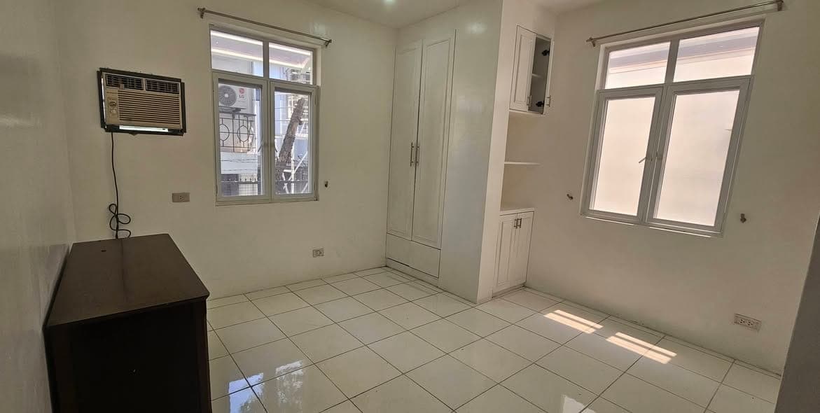 1BR FOR RENT IN AFPOVAI TAGUIG NEAR BGC - photo 4