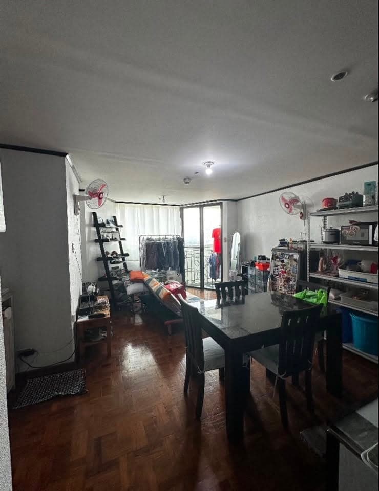 Le Gran Condo 62sqm 1BR w/parking - photo 1