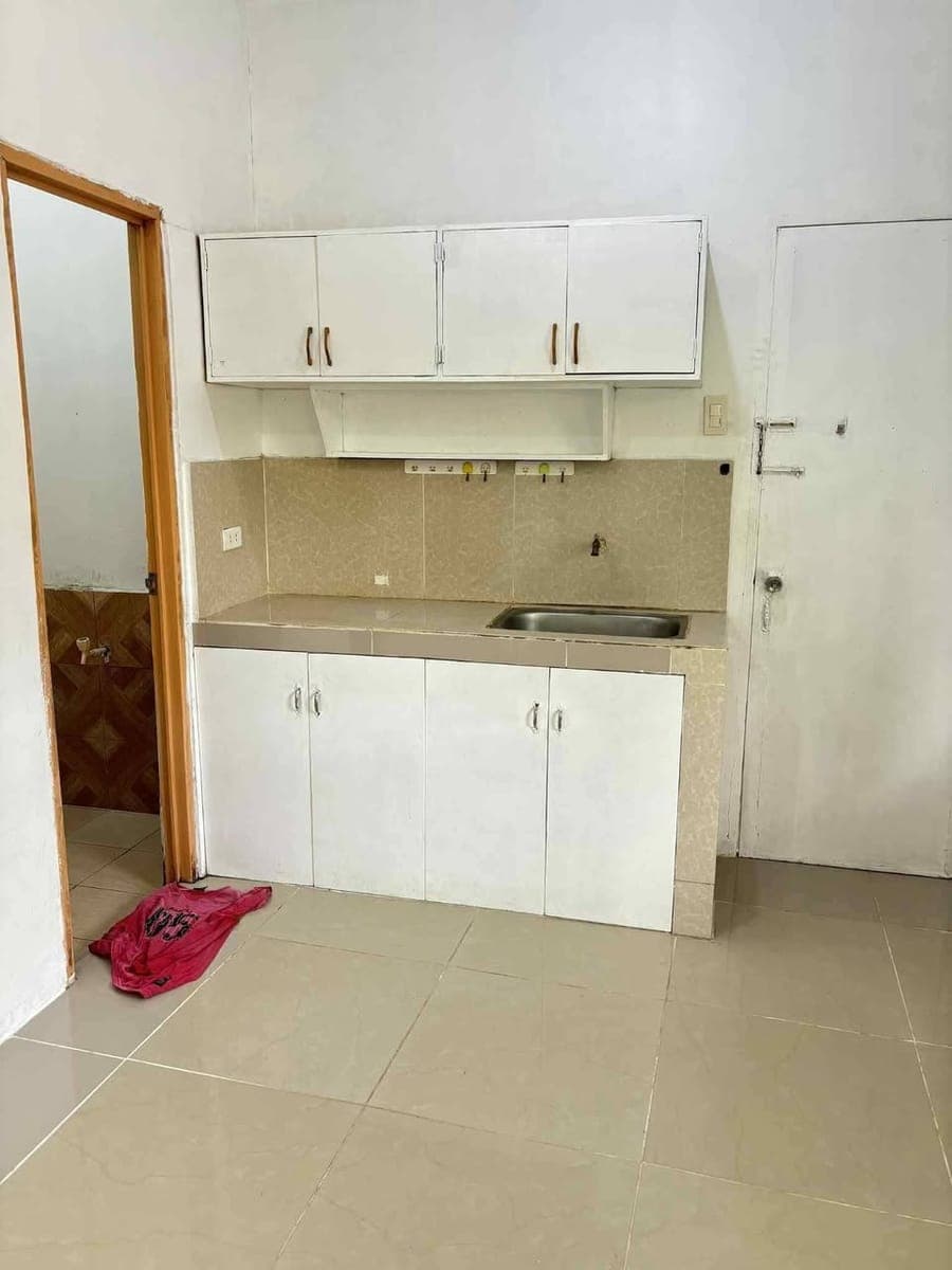 House for Rent Located at Lubogan Purok 3b Milagrosa Contact no. 09954211875 1month deposit 1month advance 8k per month - photo 3