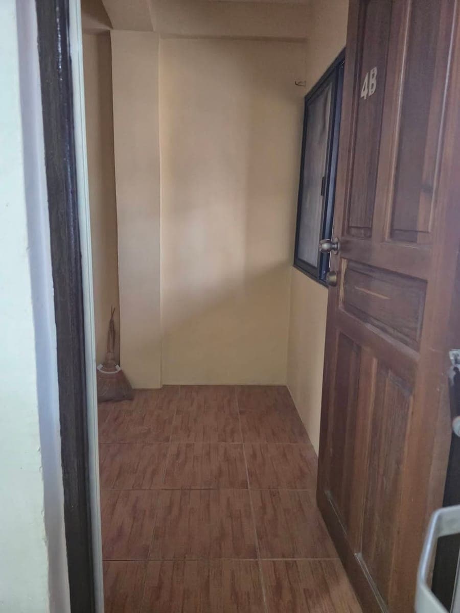 For Rent: 1BR Unit - photo 1