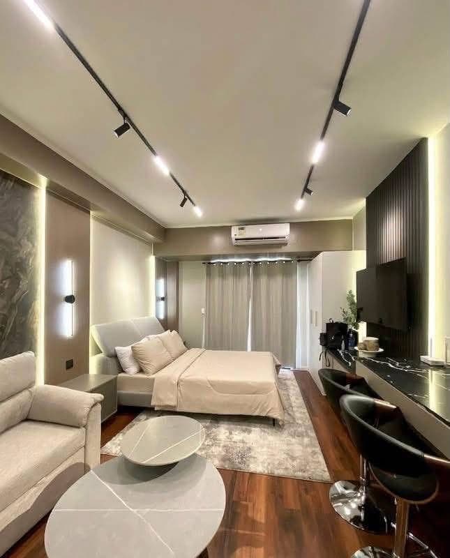 🏢CONDO FOR RENT IN DOWNTOWN (near former Victoria Plaza, DMSF, Abreeza, GMall)❗ - photo 1