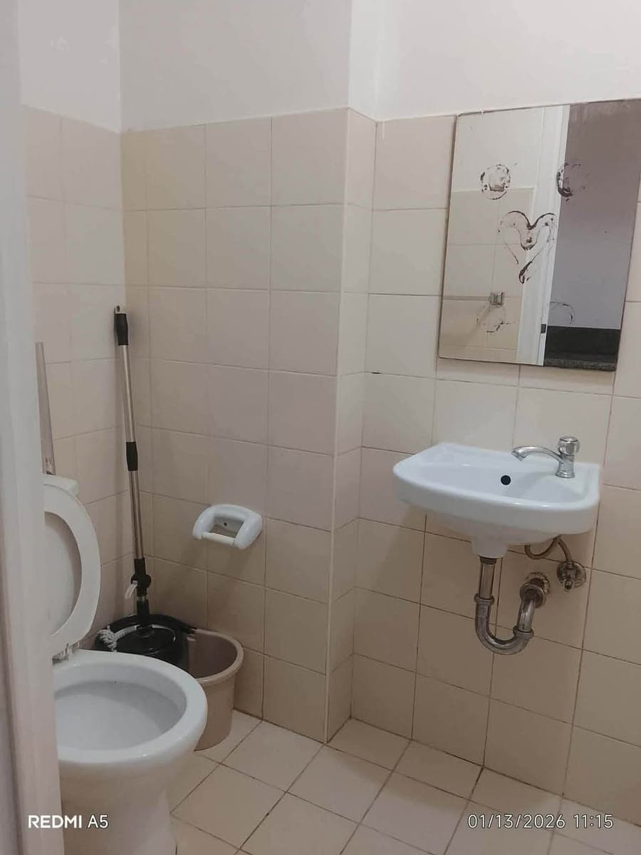 Bare studio unit for rent (PASALO) - photo 4