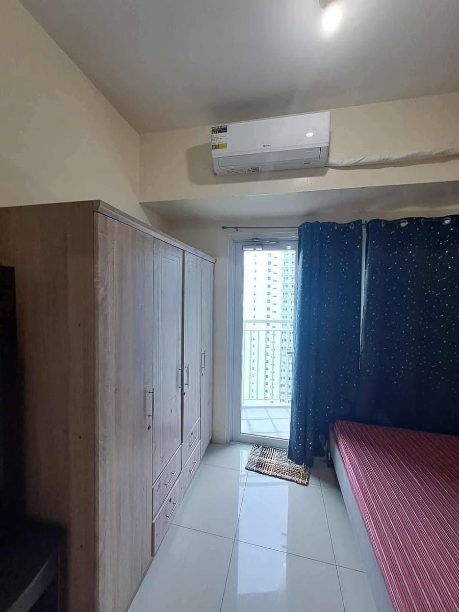 𝐅𝐎𝐑 𝐑𝐄𝐍𝐓 One Bedroom with balcony Condo at Jazz Residences, - photo 4