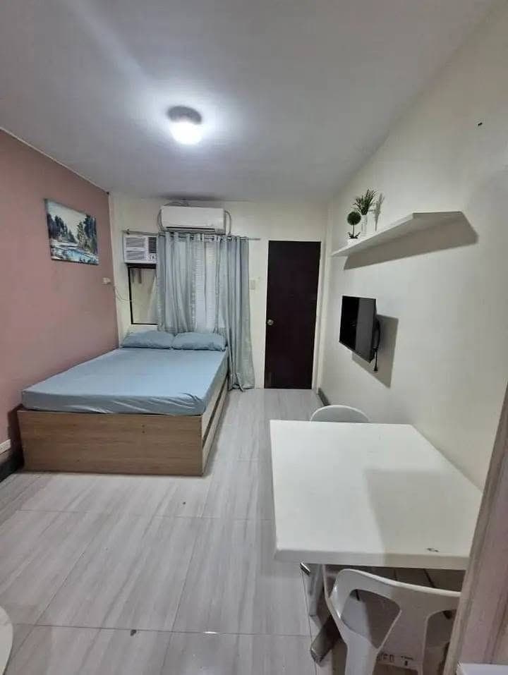SEMI FURNISHED STUDIO ROOM FOR RENT - photo 1