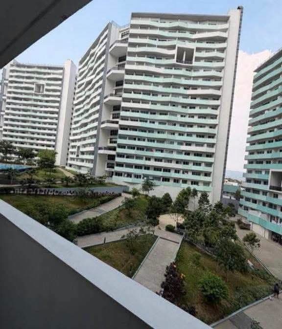 SPACIOUS 1-BEDROOM WITH BALCONY FOR RENT - photo 5