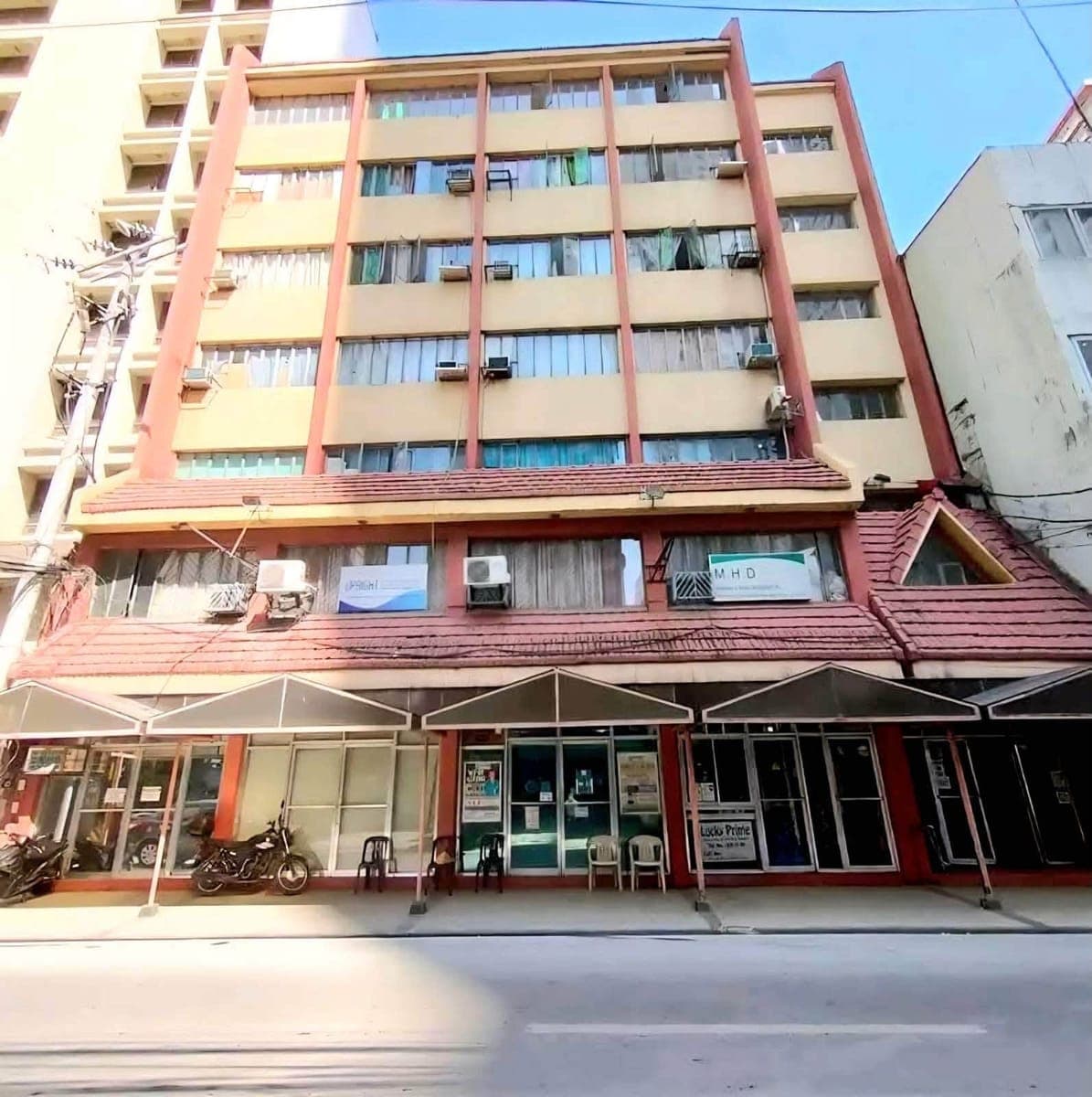 🏡 FOR LEASE – Studio Apartment in Malate, Manila - photo 2