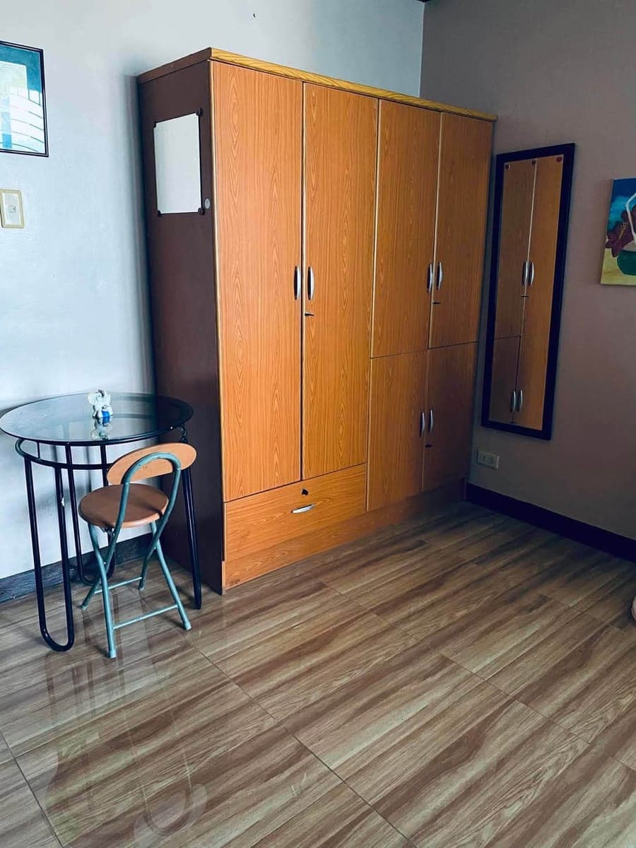 🏡 FOR RENT – Newly Renovated 1-Bedroom Condo - photo 2