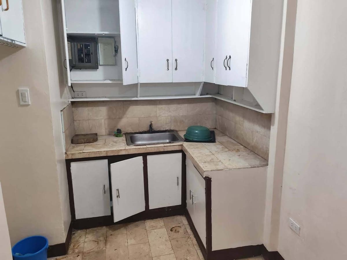 🏠 2-STORY APARTMENT/TOWNHOUSE FOR RENT IN QUEZON CITY - photo 2