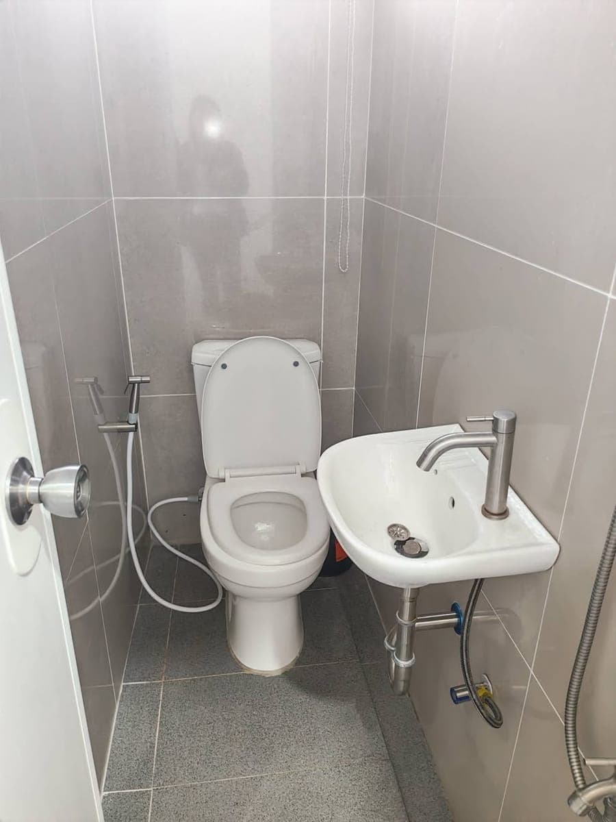 NEWLY BUILT ROOM FOR RENT NEAR ACACIA HOTEL LANANG DAVAO CITY - photo 2