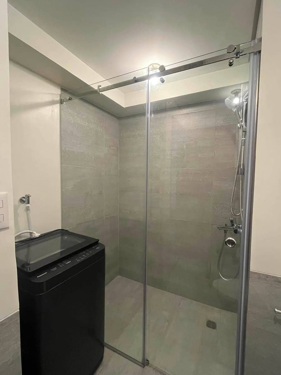 1 Bedroom For Rent at Connor, GReenhills - photo 3