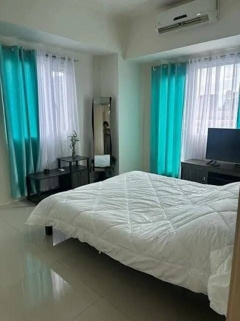 𝐅𝐎𝐑 𝐑𝐄𝐍𝐓 Two Bedroom with Balcony Condo Unit in Jazz Residences, - photo 3
