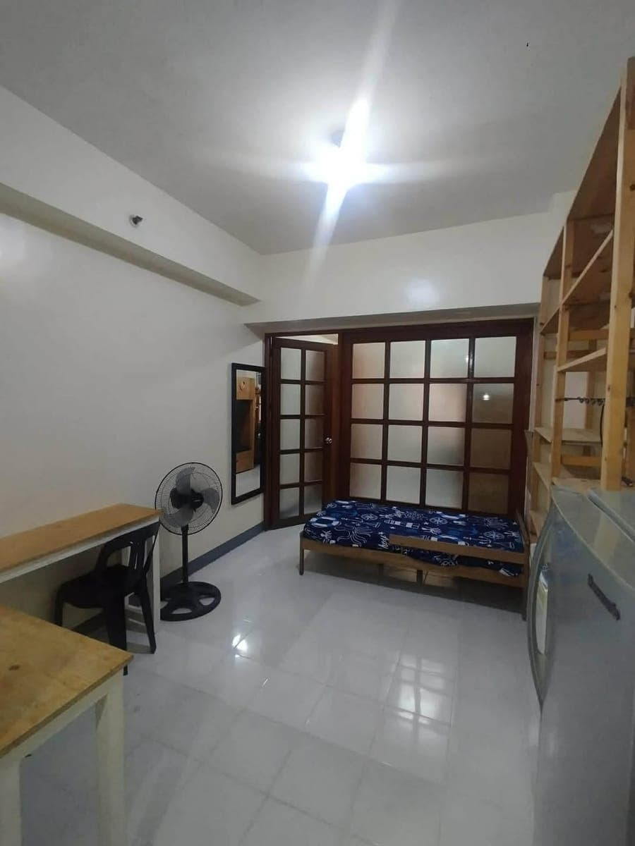 1 bedroom furnished for rent - photo 3