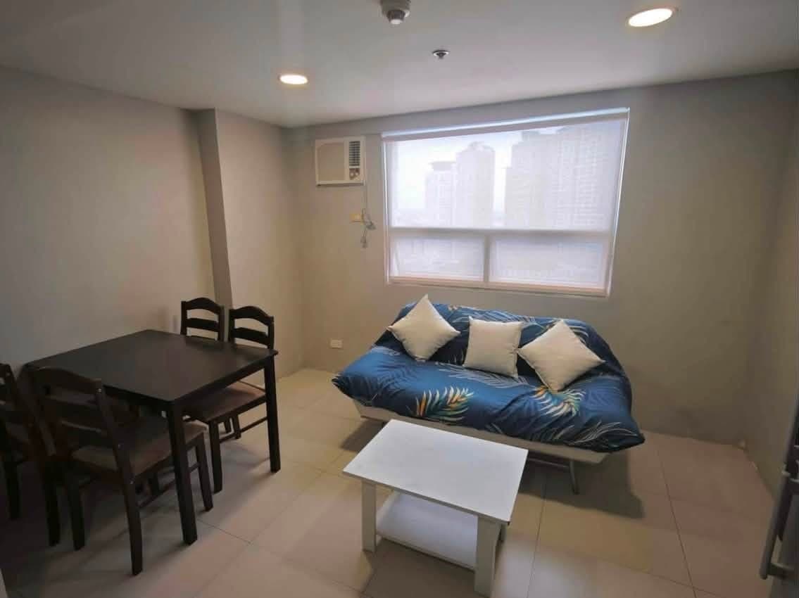🏠 FOR RENT | GILMORE TOWER 2 – QUEZON CITY - photo 1