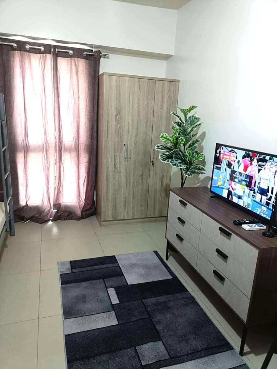 Fully Furnished Studio Condo Unit For Rent - Unit 1816 (18th Floor) at Studio 7 - photo 4