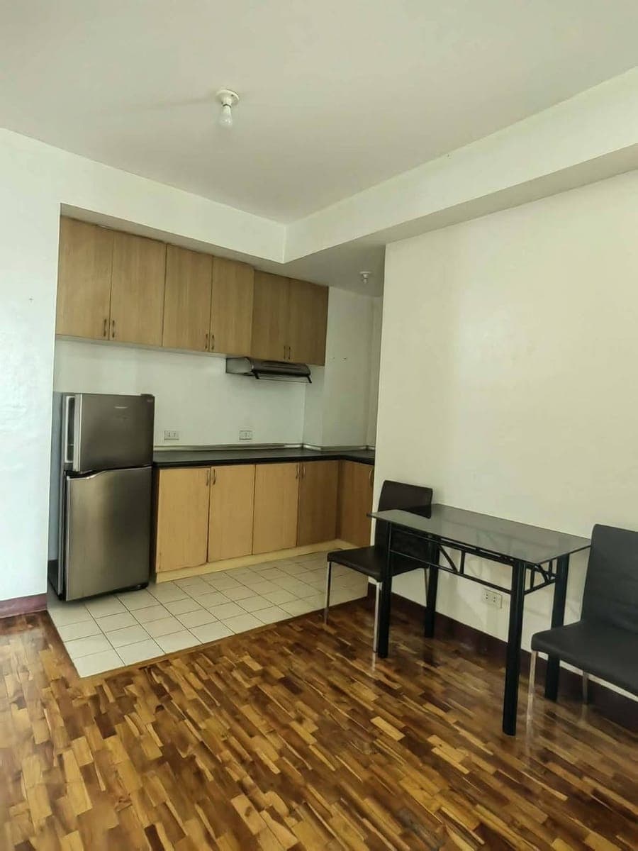 2bedroom Makati condo unit - photo 3
