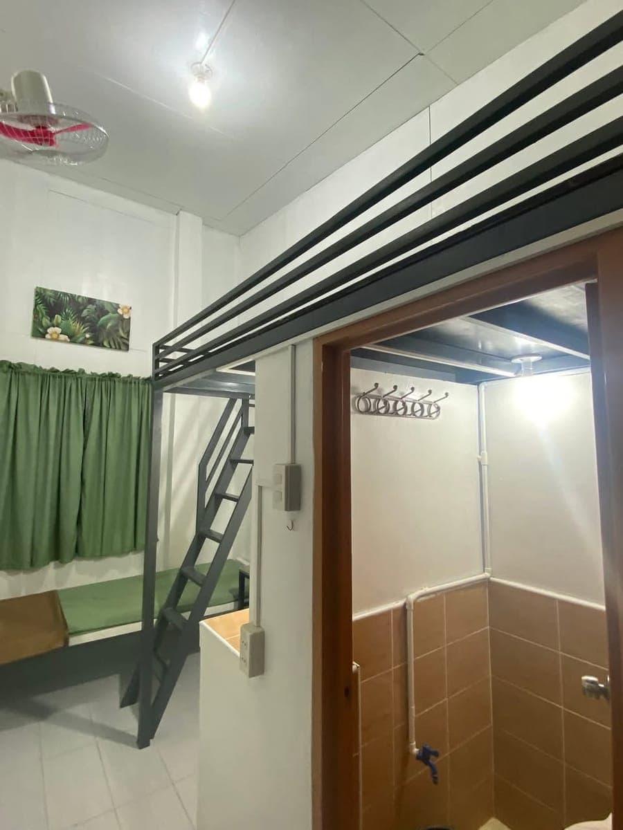 LOFT TYPE FOR RENT - photo 1