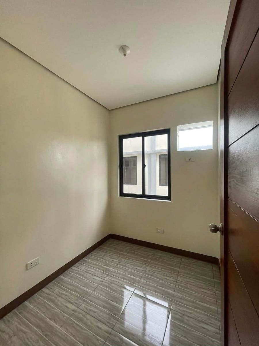 FOR RENT – Brand New 3-Storey Townhouse in West Fairview, Quezon City - photo 5