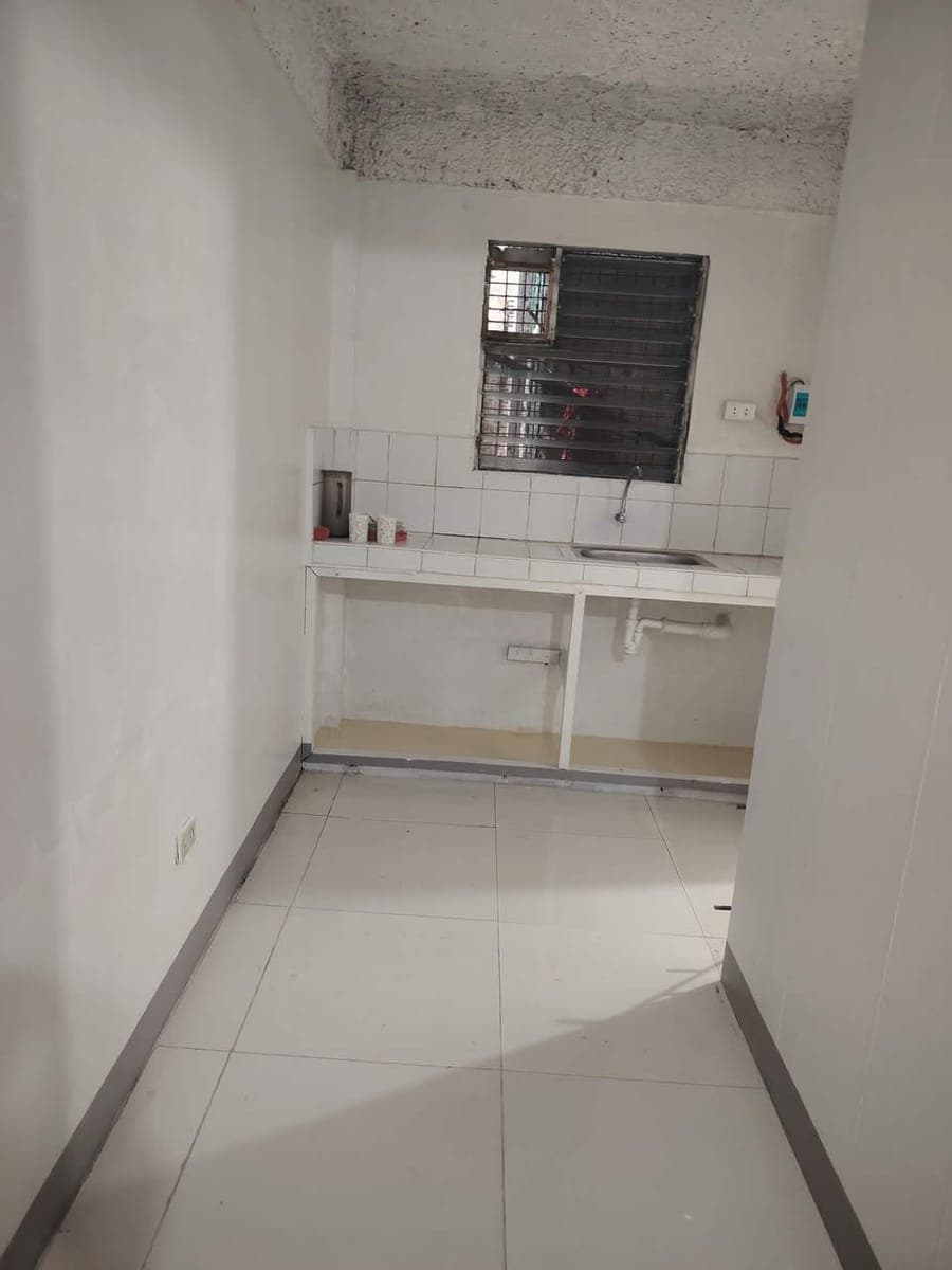 FOR RENT/LEASE in A. Luna St. Brgy. Balong Bato, San Juan City - photo 3