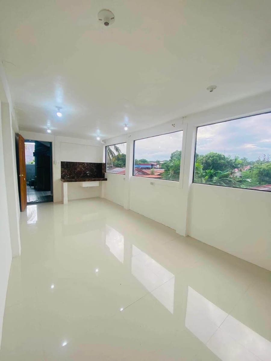 STUDIO APARTMENT FOR RENT - photo 1