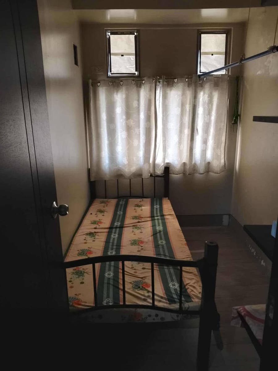 Available condo unit for rent - photo 1