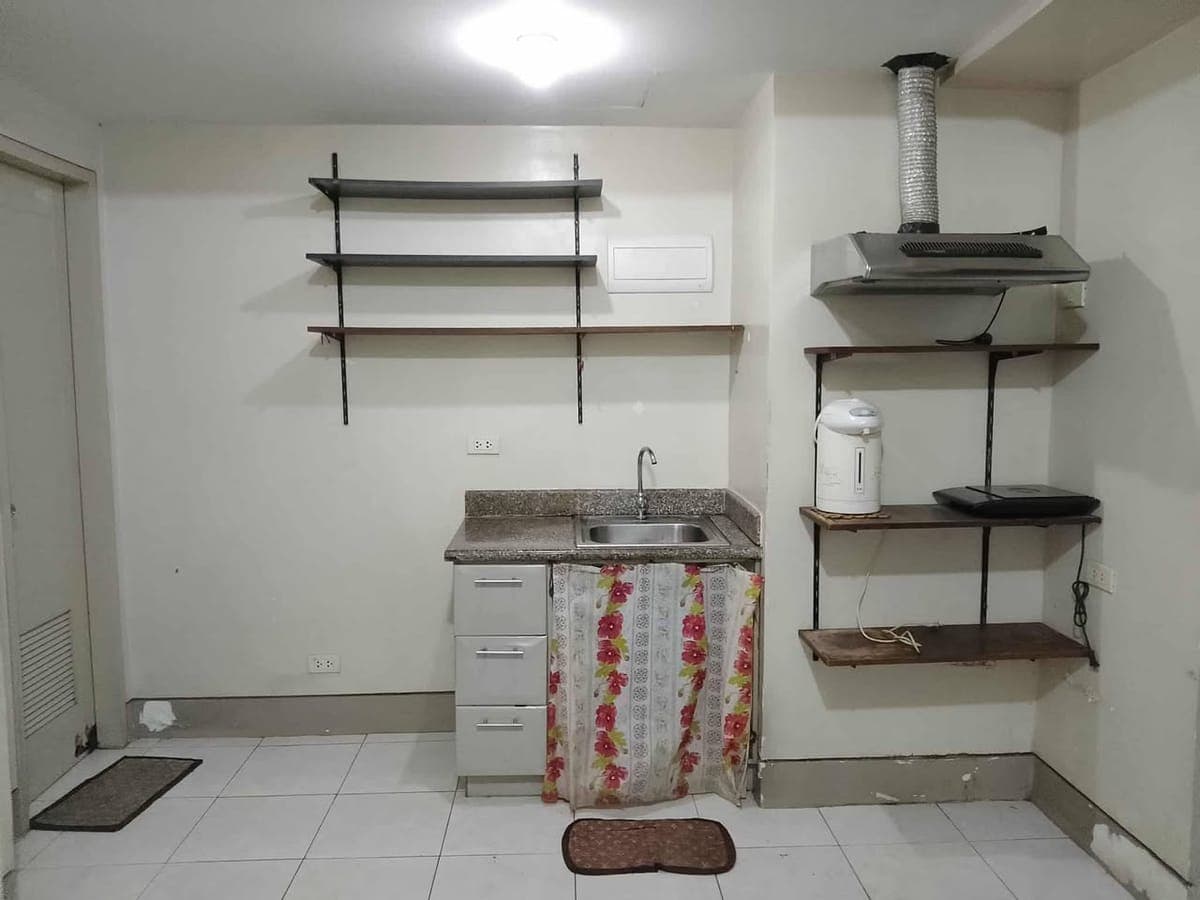 Available condo unit for rent - photo 5
