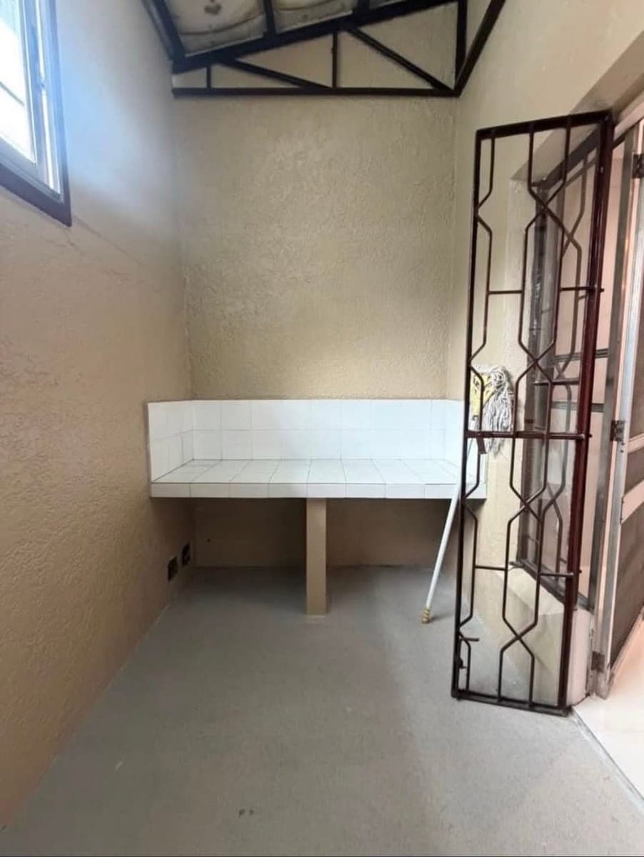 NEW‼️3BR with Parking Townhouse FOR LEASE in New Manila, Quezon City ₱45,000 - photo 5